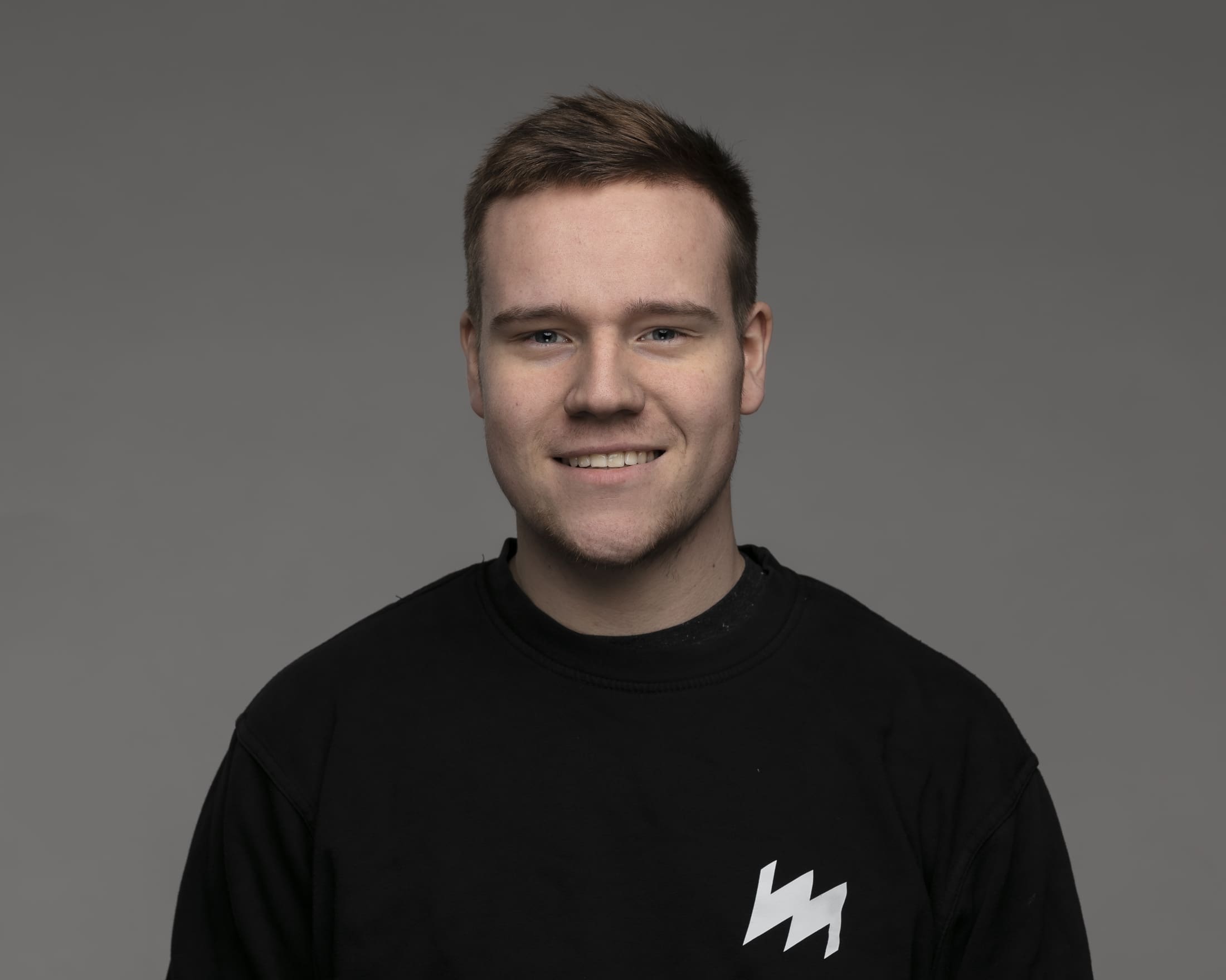 Jens Bartal nú sum elektrikari