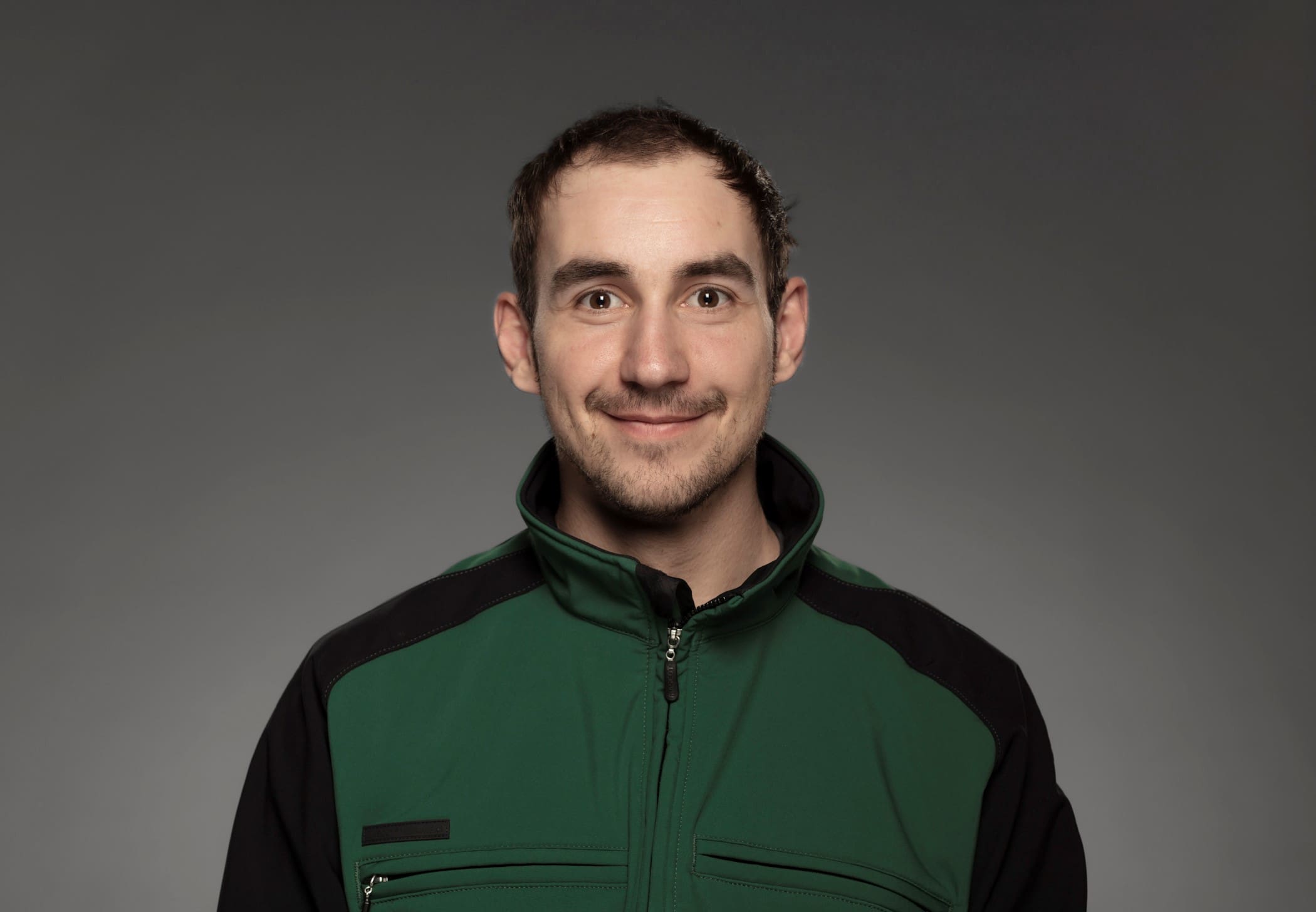 Jan Pauli Toft Johannesen er byrjaður sum lærlingur hjá LM Electric