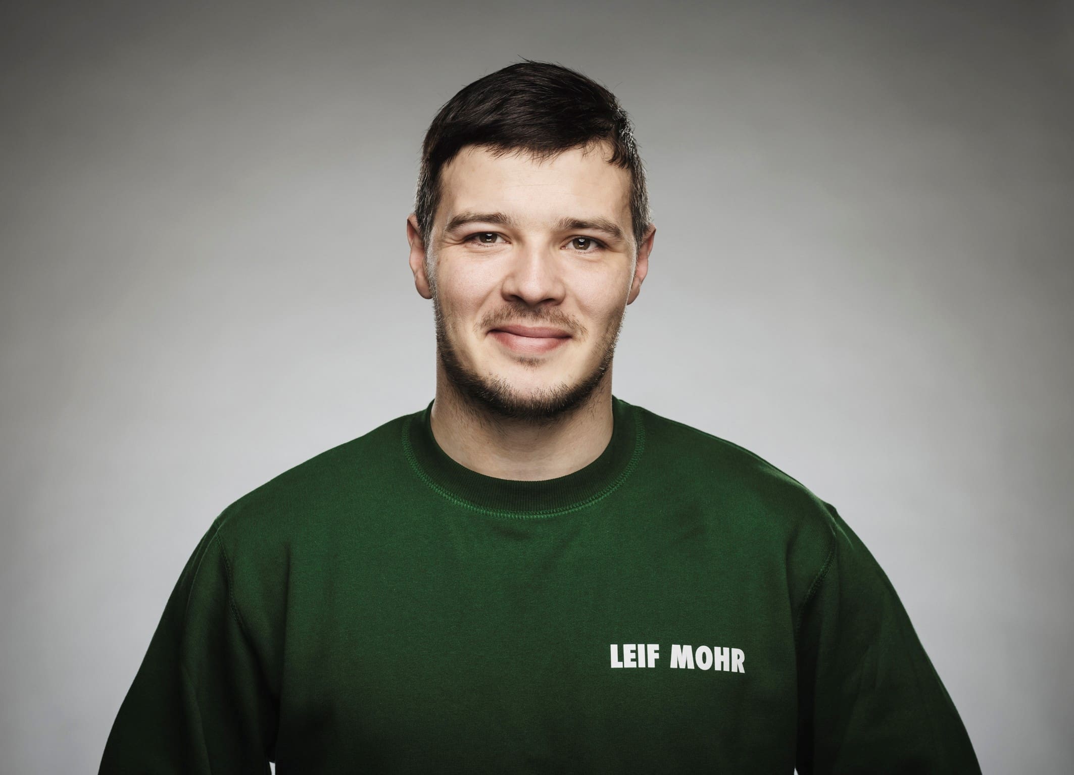 John Meinhard byrjaður sum lærlingur hjá LM Electric.